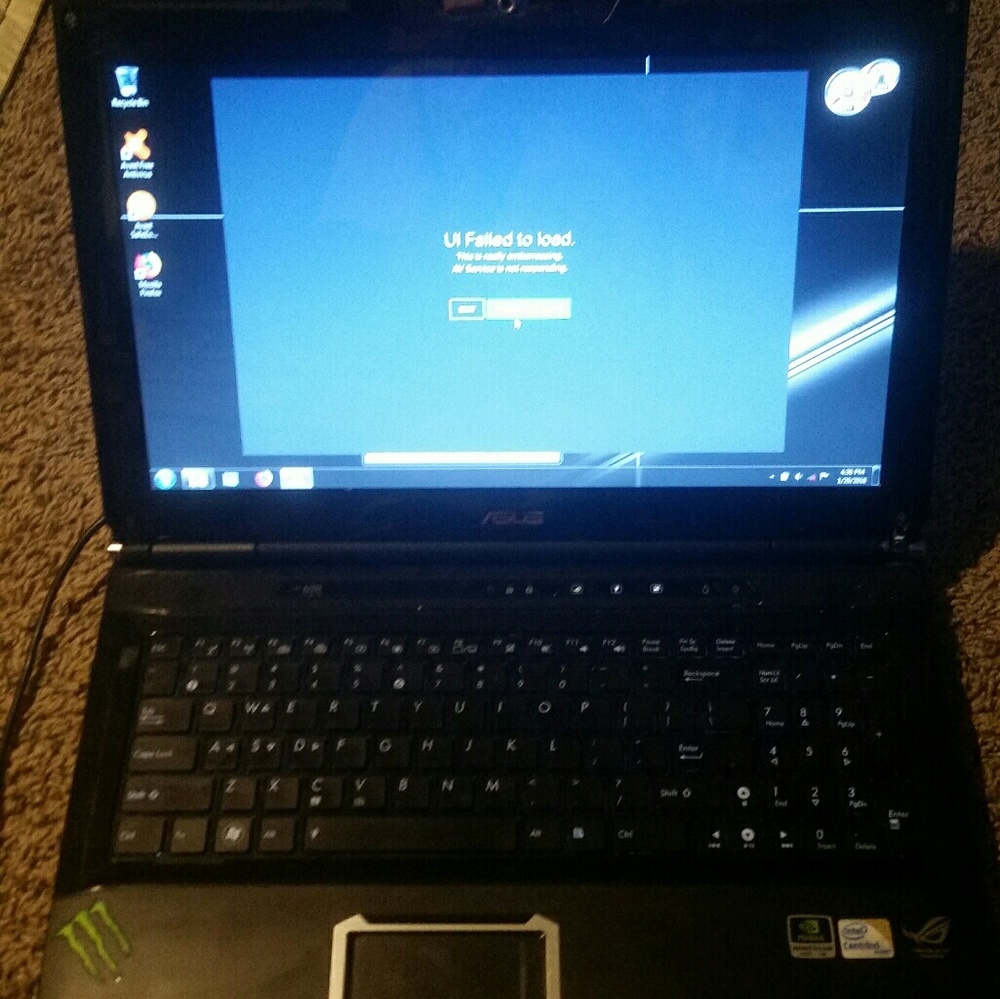 ASUS Gaming Labtop - Picture 7 of 8
